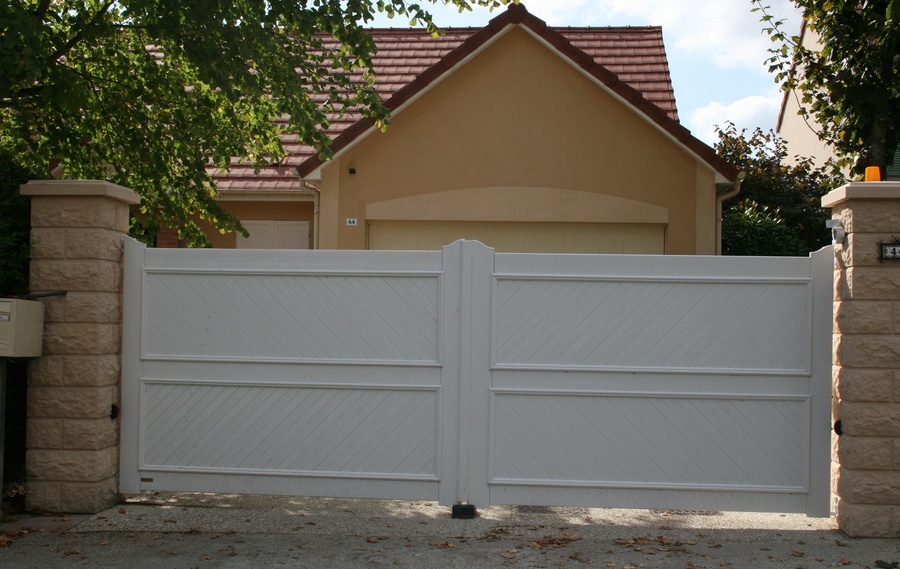 Nos modèles de portails PVC à Limeil-Brévannes