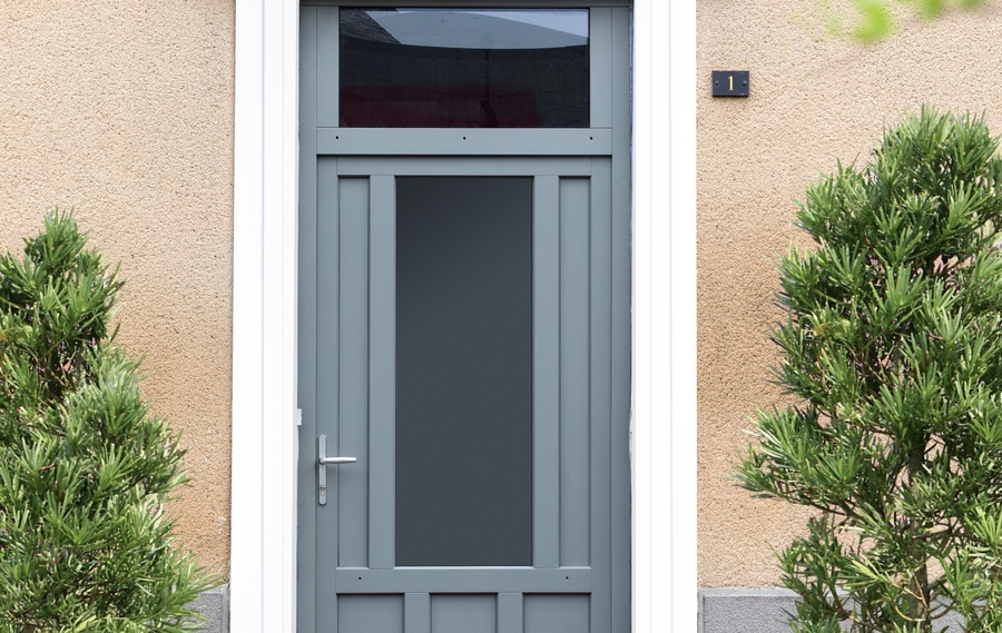 Notre gamme de porte d'entrée en BOIS CLASSIQUE et CREATIVE CONTEMPORAINE à LIMEIL BREVANNES
